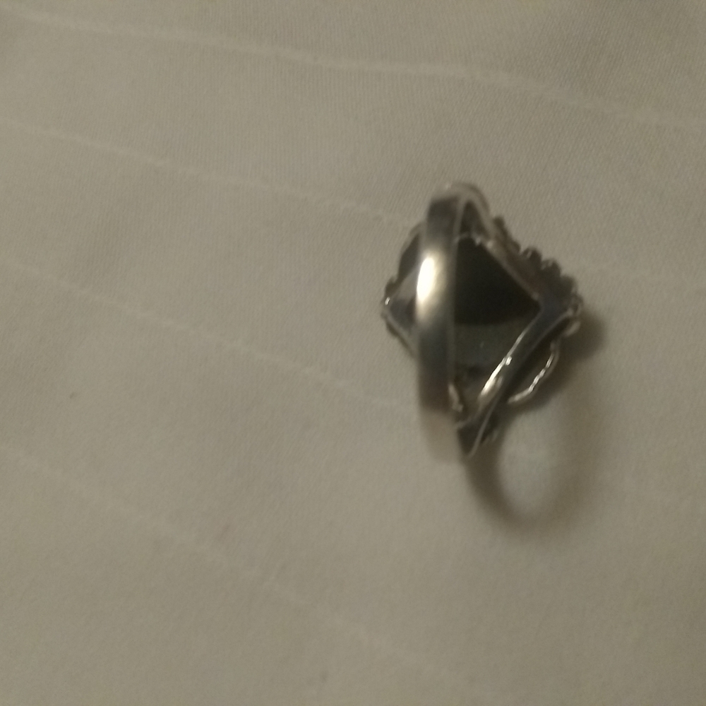 Silver ring - Picture 6 of 9